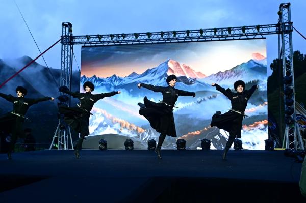 🗻 Бои в селе Дагестана под дождем – красота на высоте двух тысяч метров над уровнем моря