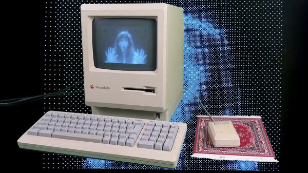 Старый компьютер Macintosh Plus 1986 года удалось подключить к современному интернету и запустить на нем YouTube